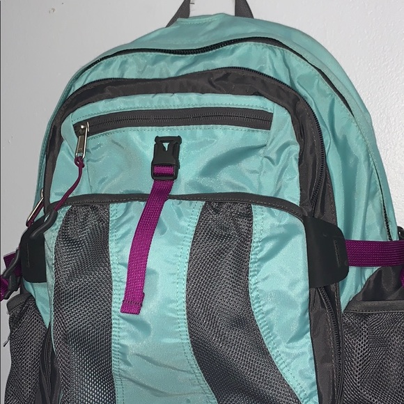 The North Face Recon Backpack - Picture 3 of 6